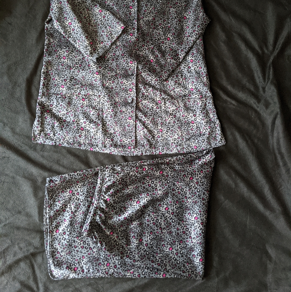 CABERNET Pajama set - Picture 2 of 3